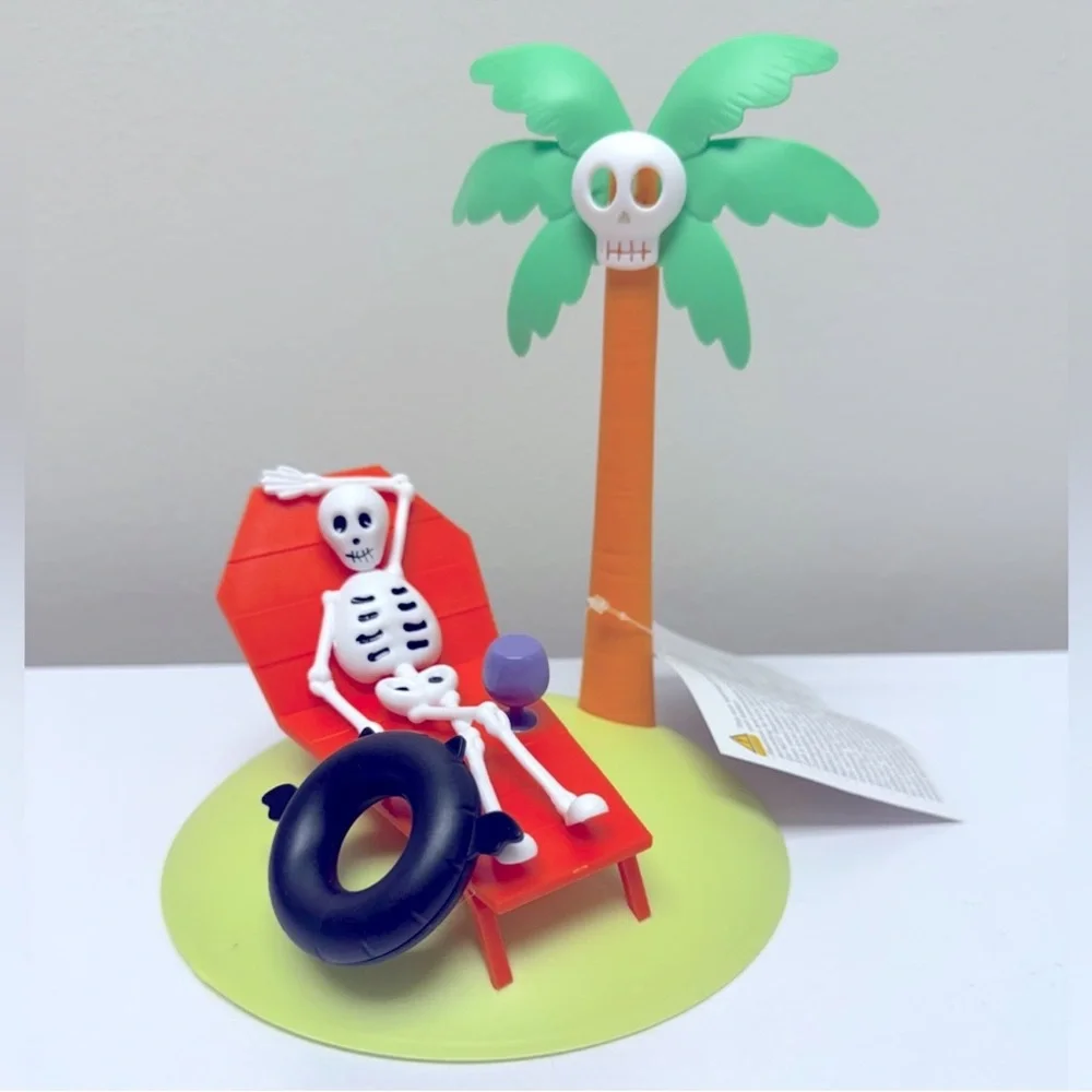 NWT Target Bullseye Playground LED Light Up Skeleton with Palm Tree 2025 Figural